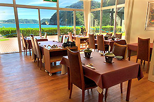 レストラン「マリーン」