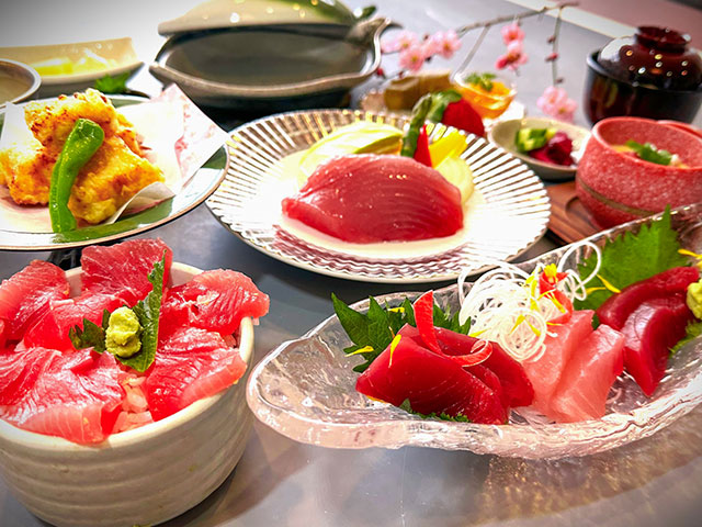 贅沢　南紀鮪づくし会席